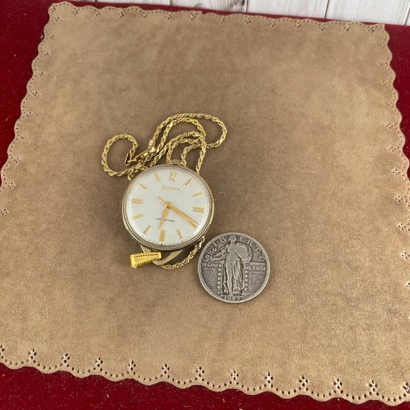 Vintage Bulova Pendant or pocket Watch in 10K rolled gold Working 1965 M5 - Picture 6 of 8
